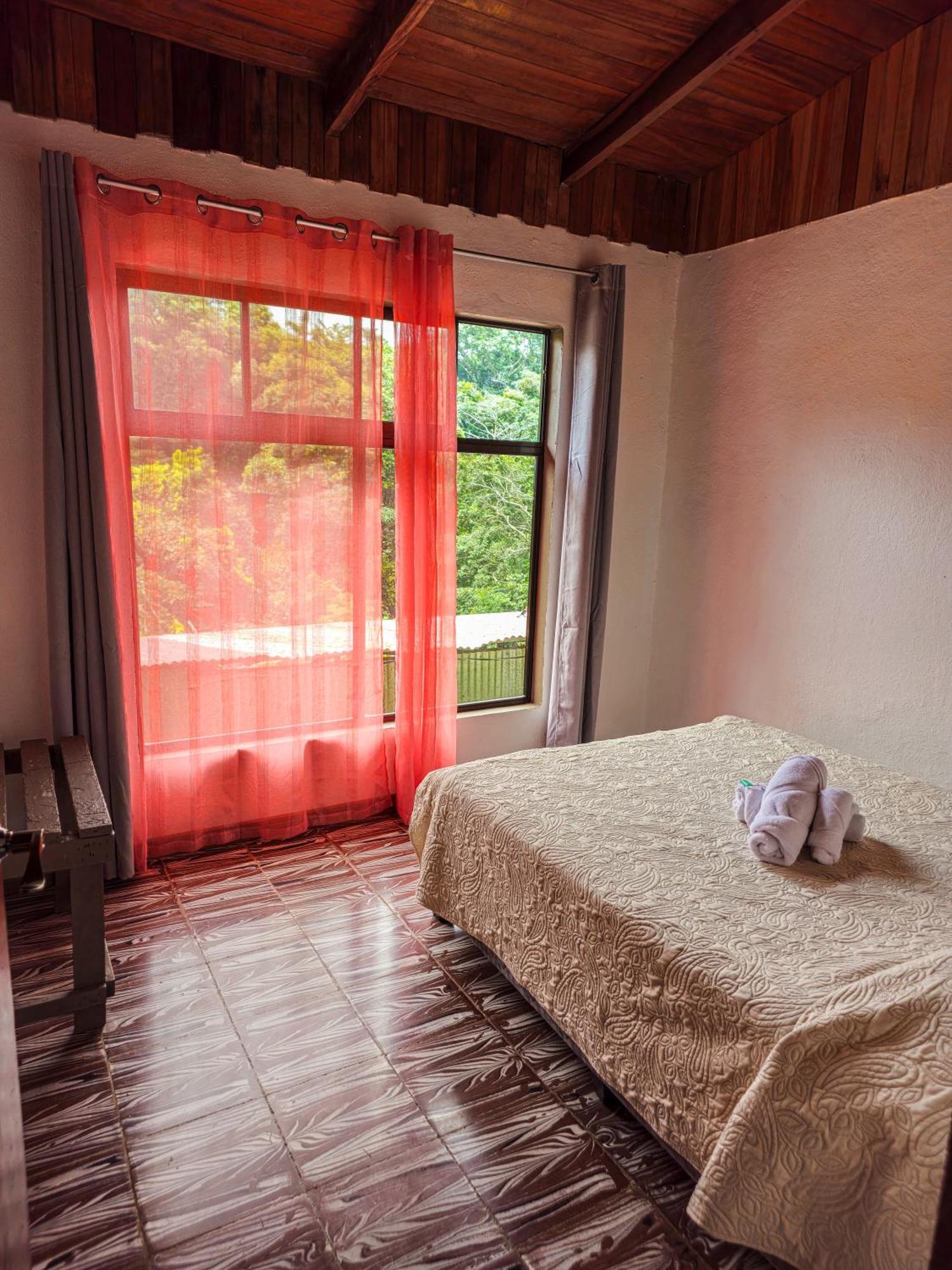 Cabinas Selva Verde Monteverde Cameră foto